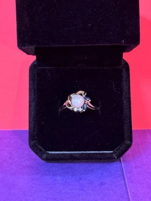 Anillo de oro amarillo de 10 quilates con remolino floral de perlas, zafiros y diamantes - talla 6,5 usado Foto 1 de 4