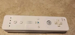 Official Nintendo Wii Remote Wiimote Controller White RVL-036 - Picture 1 of 3