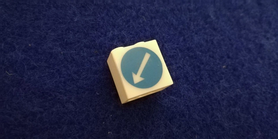 LEGO CITY "Verkehrszeichen" weißer Pfeil,Leuchtschild,Leuchtstein,Verkehrsschild - Bild 1 von 1