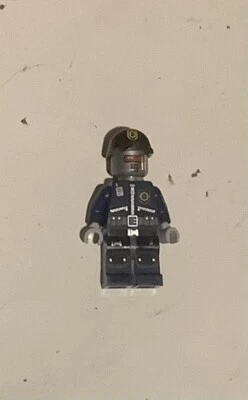 Lego Robo SWAT 70801 The LEGO Movie Minifigure - Image 1 of 2