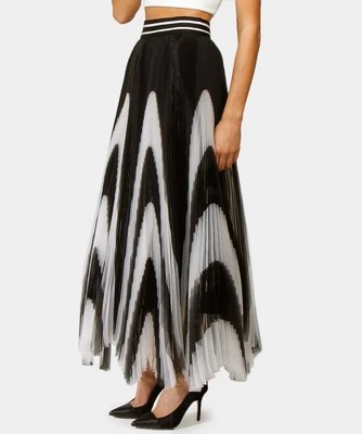 Alice and Olivia Nicole Midlength Black White Knife Pleated Skirt Sz 0 NEW - Image 1 of 4