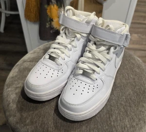 Nike Air Force 1 AF1 dreifach weiß hohe Turnschuhe Damengröße 6,5 DD9625-100 - Bild 1 von 11