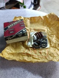 CVK2A REPUBLIC VALVE BUSHING VINTAGE AUTO PART 1960'S ON USED AND NEW33 - Foto 1 di 1