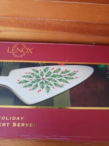 Lenox Dessert Pie Cake Server HOLIDAY Holly Design Porcelain 11” Great Gift NIB - Picture 1 of 4