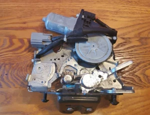 liftgate Lock Actuator For 2011-21 Jeep Grand Cherokee Dodge Durango - Picture 1 of 5