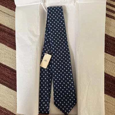 Hermès Azul Marino Corbata Seda Hombres Komon Logo Francia Cajas Bolsas 123521 - Imagen 1 de 4