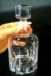 Beautiful Heavy Crystal Decanter - Picture 1 of 5