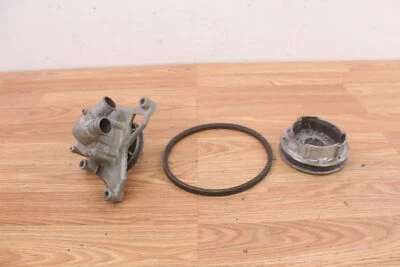 Водяной насос 1995 YAMAHA VMAX 600 с ремнем и приводным шкивом - Изображение 1 из 4