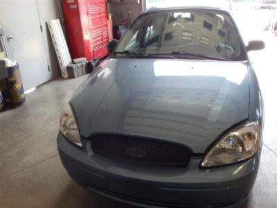 Guardabarros delantero derecho ford taurus 2000-2007 YF1Z16005AA R00948285 Foto 1 de 4