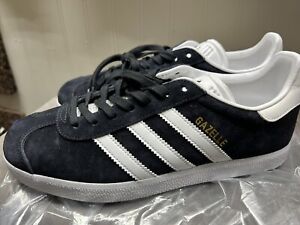 Adidas Gazelle Women’s Shoes Size 6 1/2 Black/White Low Casual Sneakers BA9595
