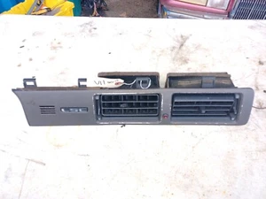 86-92 Lincoln Mark VII Center Dash Dual Vents LSC w Indicator Light - Picture 1 of 12