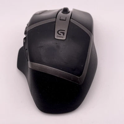 Logitech G602 Wireless Gaming Mouse – Missing USB Receiver – For Parts - Image 1 of 4