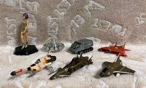 UFO Konami SF Movie Selection Figures Complete Set (please read) - Picture 1 of 2