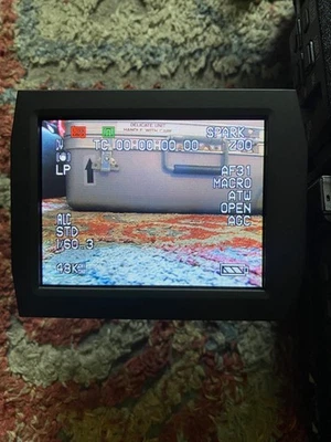 Panasonic AG-DVX100BP MiniDV 3CCD  Camera Working ONLY 50H USE - Image 1 of 4