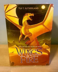 Tui Sutherland: Wings of Fire The First Five Books Paperback Box Set Sealed - Picture 1 of 5