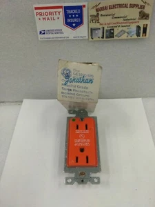 GE  8200-SIG  HOSPITAL GRADE RECEPTACLE  GROUND  ORANGE 15AMP   125V   60HZ(62B3 - Picture 1 of 10