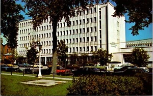 Philips Hall Business Administration University Iowa Postcard - Picture 1 of 2