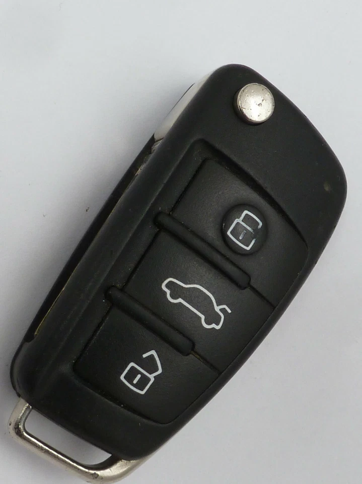 2007-2010 Audi Q7 Quattro 3.6 Smart Key Fob Keyless Entry Remote OEM 2008 2009 - Image 1 of 1