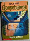 GOOSEBUMPS #10 The Ghost Next Door par R.L. Stine (1993) livres scolaires SC