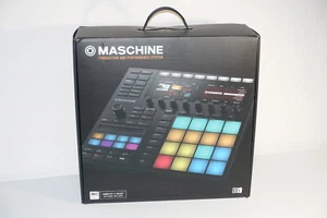 Native Instruments Maschine MK3 & Keyboard Komplete Kontrol M32 - Bild 1 von 11