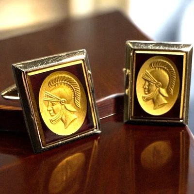 Gemelos camafeo centurión romano tono dorado SWANK VINTAGE Foto 1 de 4