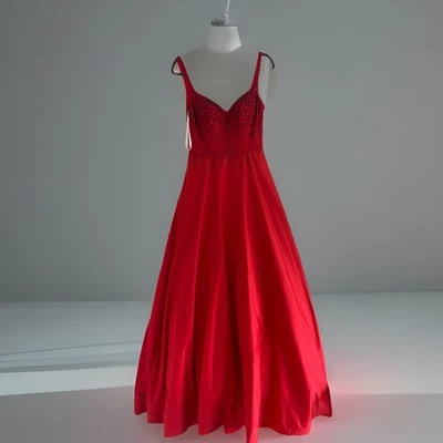 Vestido de Baile de Noche Terani Couture Rojo Rubí con Cristales ORIGINAL Raro Usado Una Vez!!! Foto 1 de 4