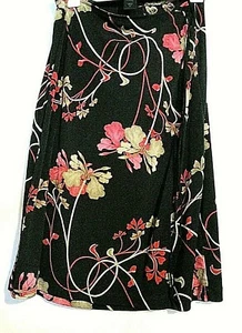 BCBG Womens Sz M Black Floral Print Wrap Skirt Faux leather cinch Waist VTG 90's - Picture 1 of 11