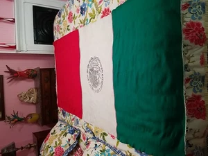 Vintage white Red GreenMEXICO  throw blanket woven cotton bird snake  Emblem - Picture 1 of 5