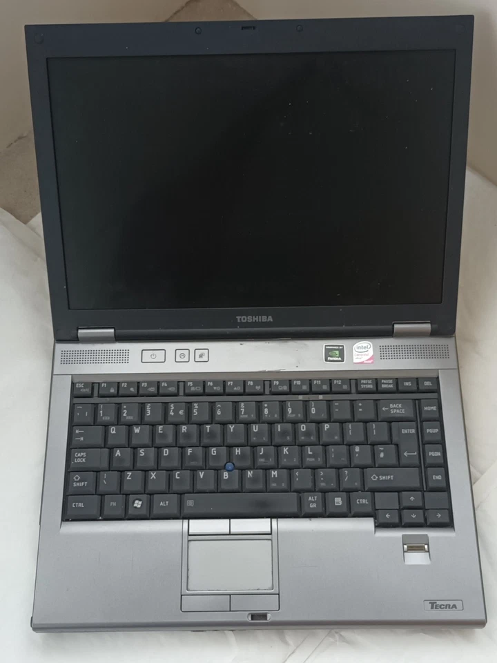 Toshiba Tecra M9 PTM91E Laptop Notebook 14.1 2GB 80GB Windows 7 NVIDIA Quadro - Image 1 of 4