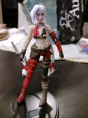 Harley Quinn Injustice DC Legends 3.75" Multiverso Arkum Asylum usado personalizado Foto 1 de 4