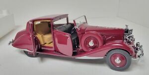 Danbury Mint 1:24 Scale 1938 Rolls-Royce Phantom III