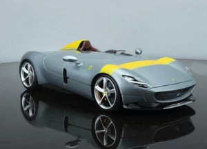 Bburago 1:18 Ferrari Monza SP1 Silver Diecast Model Racing Car NEW IN STOCK - Picture 1 of 3