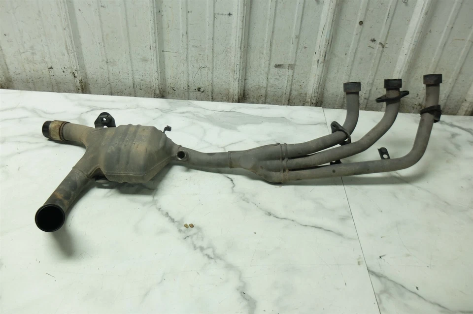 Silenciador de tubos de escape izquierdo 14 Honda GL 1800 GL1800 C Valkyrie Foto 1 de 4