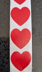 100 x rote Herz Liebe Aufkleber Abziehbare Etiketten - Bild 1 von 1