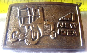 Vintage New Idea Avco Gürtelschnalle Landwirtschaft Traktor Mähdrescher - Bild 1 von 3