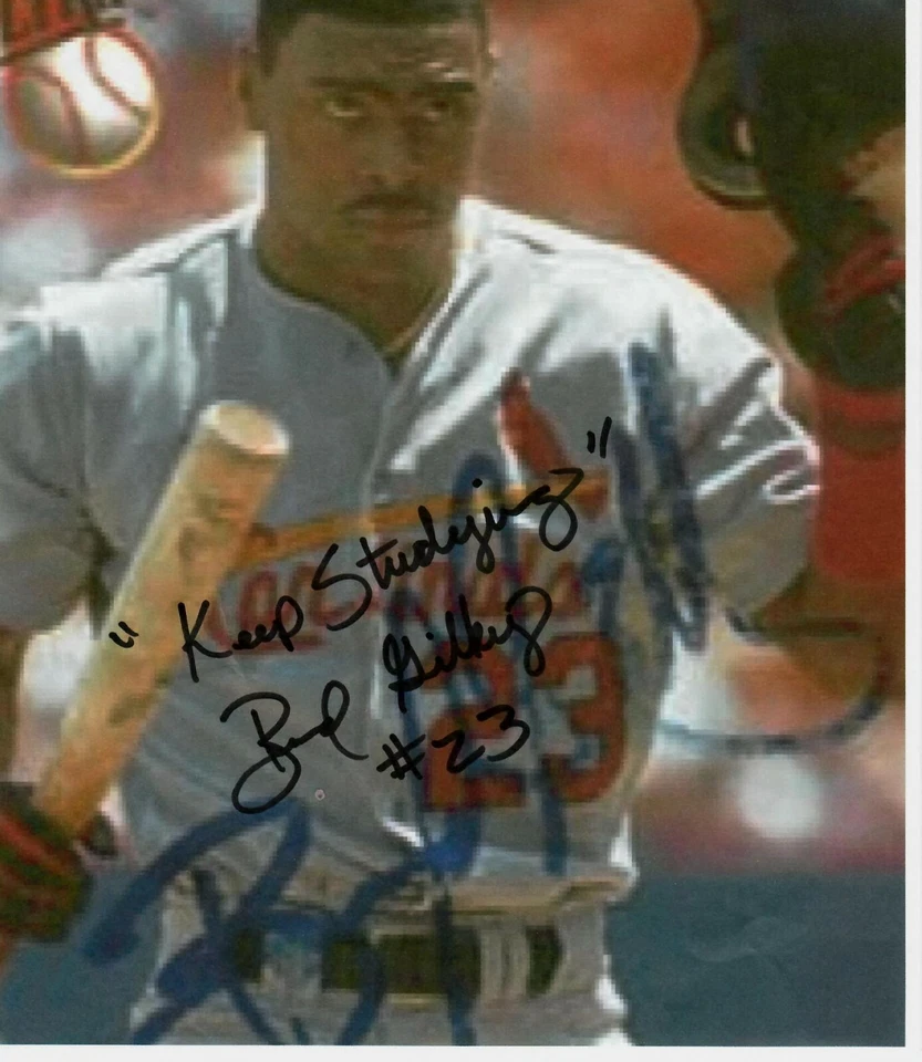 Foto a color firmada a mano de Bernard Gilkey "Cardenales de San Luis" en papel Foto 1 de 1