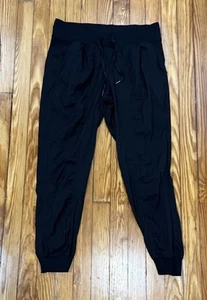 lululemon dance studio mid-rise jogger size 12 EUC Black 29” - Picture 1 of 4