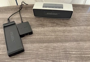 Altavoz portátil móvil inalámbrico Bose SoundLink Mini Bluetooth cargador plateado - Imagen 1 de 8