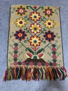Vintage Handmade Aubusson Rug French Style Chain Stitch Needlepoint Rug 70x48cm - Picture 1 of 7