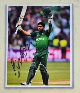 BABAR AZAM CRICKET SIGNED IN PERSON 10 X 8 INCHES PHOTO COA BUY GENUINE PAKISTAN - Picture 1 of 1