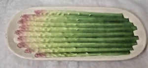 Plato acanalado de cerámica pintado a mano vintage para espárragos - Hecho en Checoslovaquia - Imagen 1 de 6