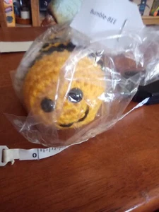 Handmade Crochet Bumblebee 3.5" - Picture 1 of 6