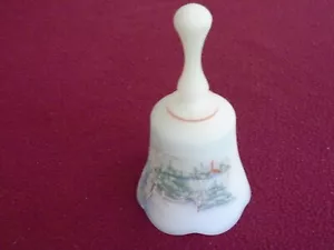 Campana de escena de invierno esmerilada pintada a mano Fenton C-572 - Imagen 1 de 4