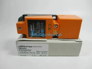 ONE New IFM Proximity Switch IM5052 IME3015BFPKG/NPT RT 10...36VDC 200mA - Picture 1 of 8