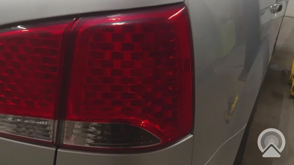 Luz trasera exterior para pasajero derecho Kia Sorento 2011-2013 ¡Lámpara trasera OEM nítida! No LED Foto 1 de 1