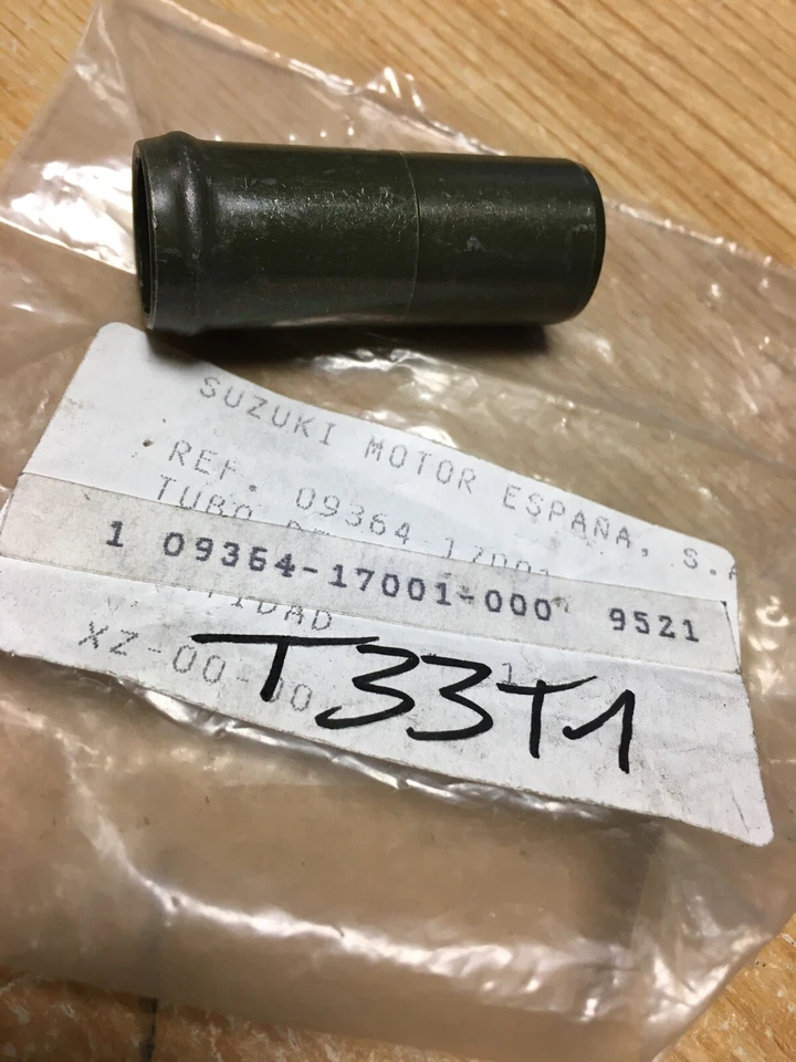 Suzuki 09364-17001 tube raccord durite / cylindre AY50 50 AY AY50WR Katana - Photo 1/1