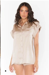 Show Me Your Mumu Satin Loungewear Glam Satin Top und Shorts Set Champagner Gr. S - Bild 1 von 10