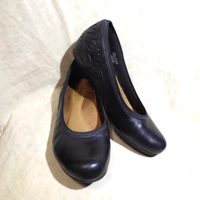 🩰 Zapatos planos de ballet Rockport con tacón oculto talla 8,5 M cuero negro; detalles de tacones Foto 1 de 4