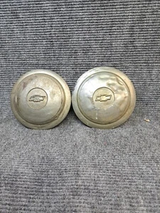 Vintage Chevrolet Bowtie Rustic MCM Wheel Hub Half Moon Cap 1930's - Bild 1 von 10