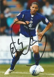 LEICESTER: CURTIS DAVIES SIGNED 6x4 ACTION PHOTO + COA - Bild 1 von 1